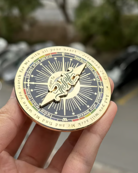 We dare to Hope Compass Pin